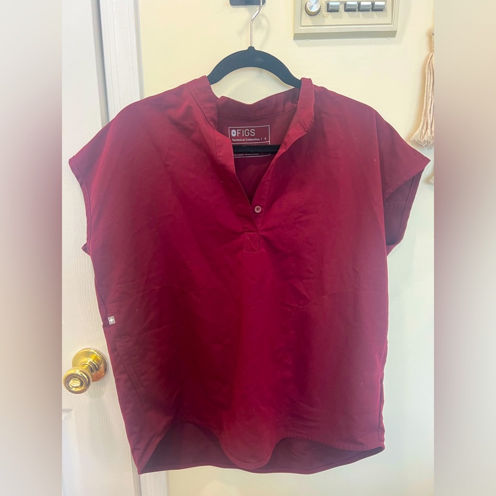 FIGS SCRUBS. Burgundy color. Special Edition. Size S. Pants and Top